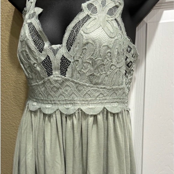 ZENANA Crochet Lace Ruffle
Cami top tank size XL - Picture 11 of 12